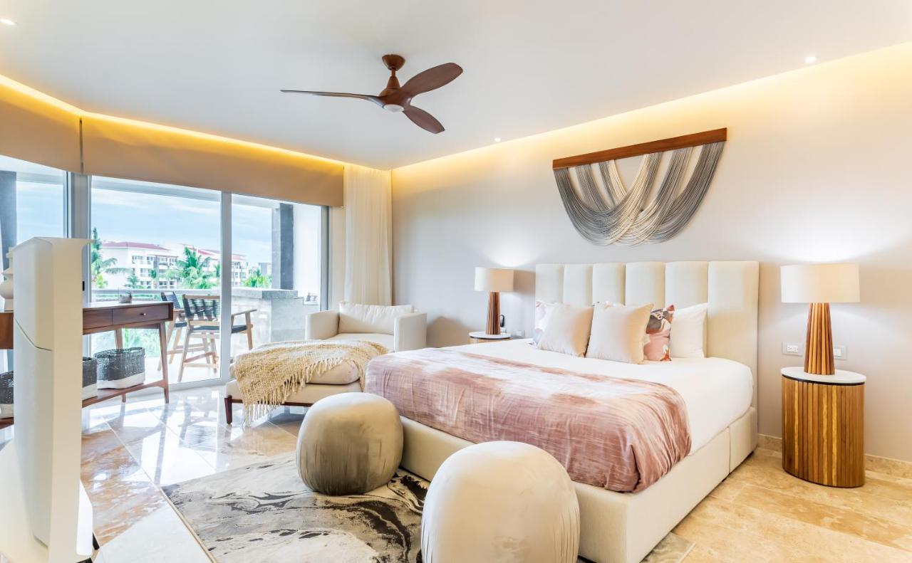 Mareazul Beach Front Condos At Playa Del Carmen Esterno foto