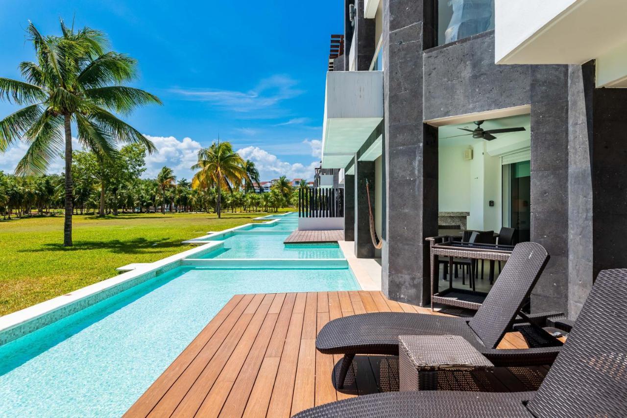 Mareazul Beach Front Condos At Playa Del Carmen Esterno foto