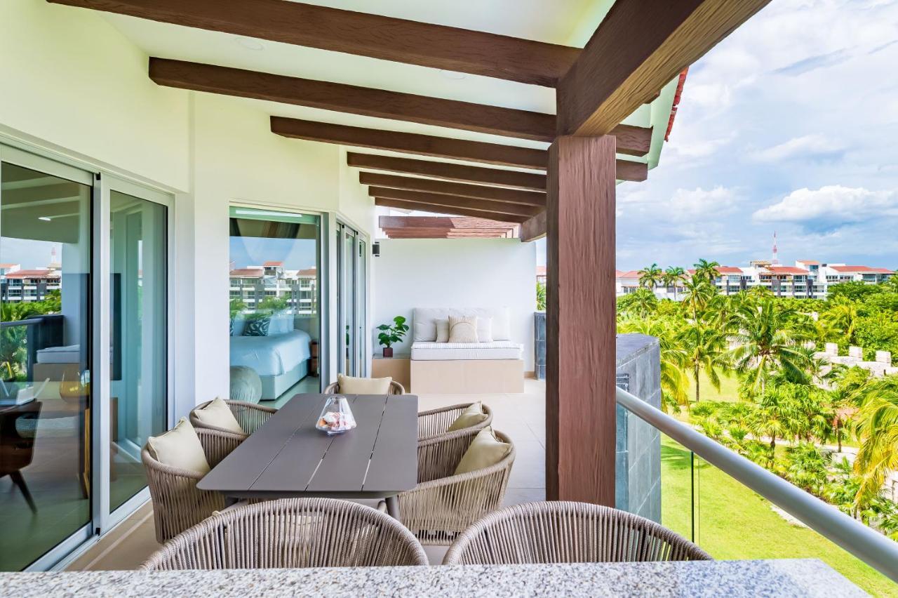 Mareazul Beach Front Condos At Playa Del Carmen Esterno foto