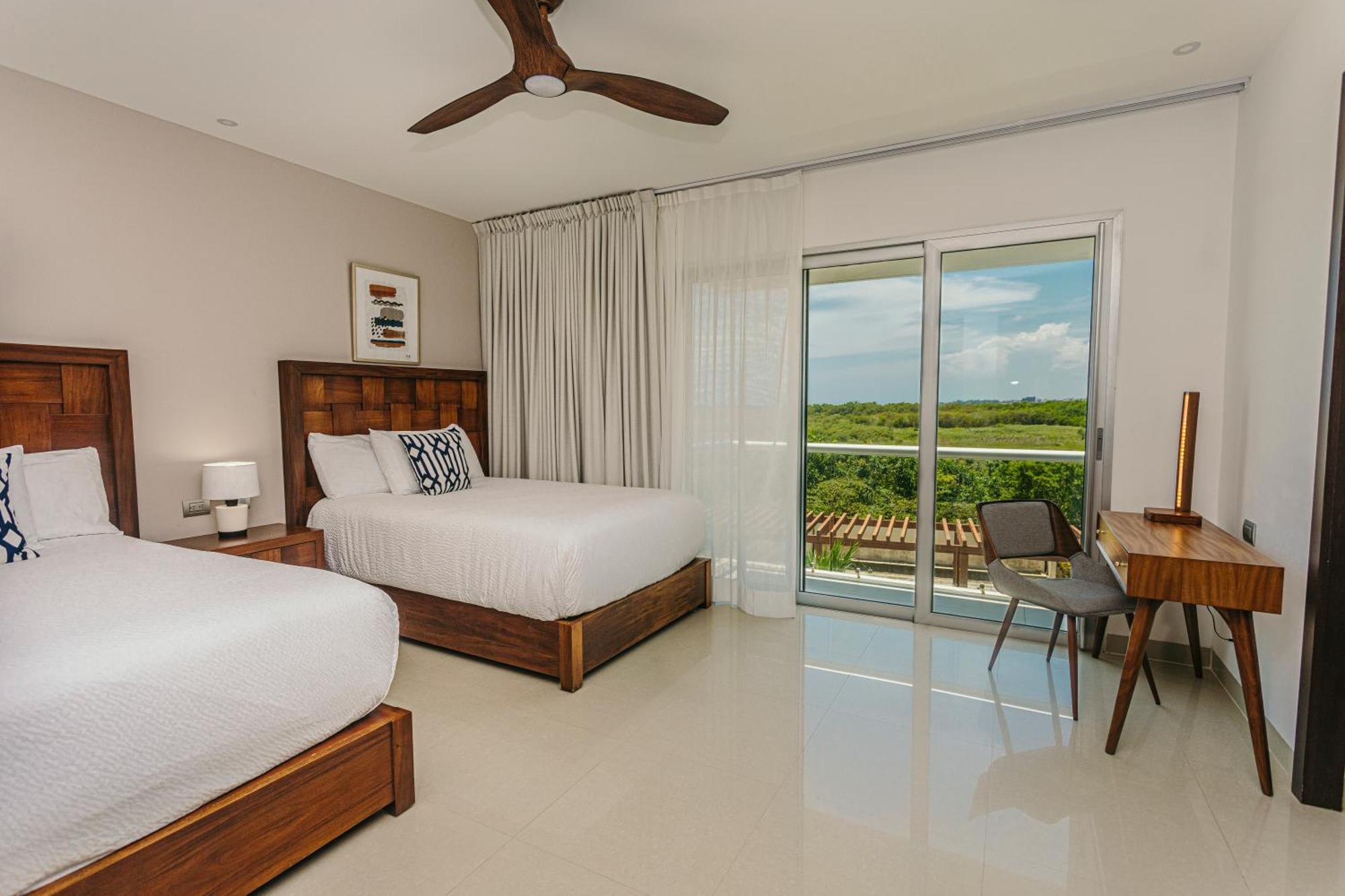 Mareazul Beach Front Condos At Playa Del Carmen Esterno foto