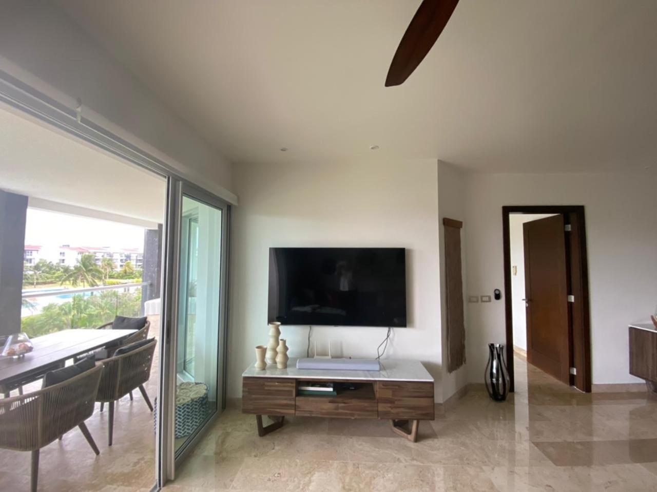 Mareazul Beach Front Condos At Playa Del Carmen Esterno foto