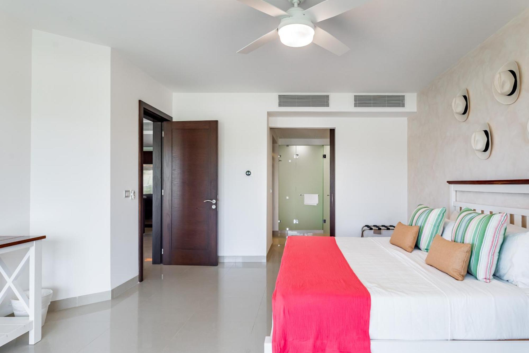 Mareazul Beach Front Condos At Playa Del Carmen Esterno foto